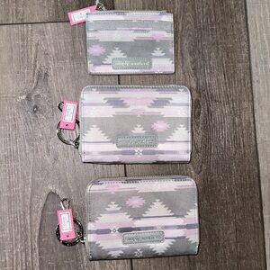 2 Western simply southern wallets, and one wristlet.